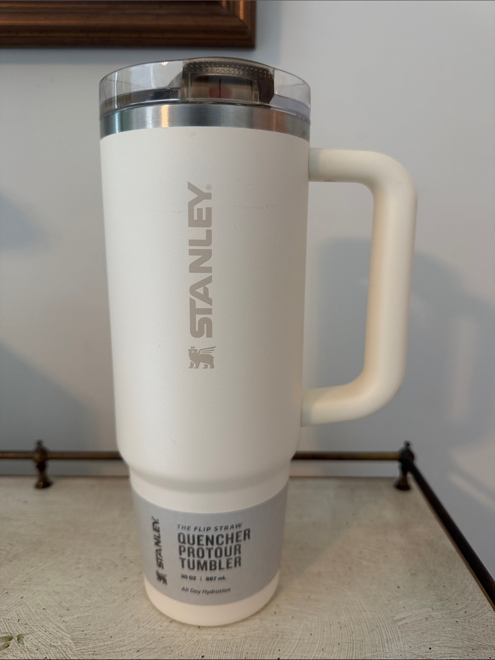 Stanley The Flip Straw Quencher Protour 30 oz. Tumbler in Cream. Brand New!